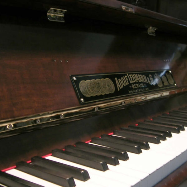 Επισκευή πιάνο Adolf Lehmann